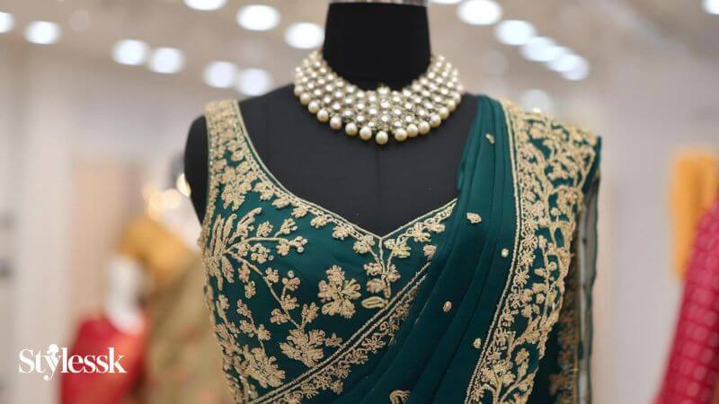 Designer-Inspired Border Blouse Ideas