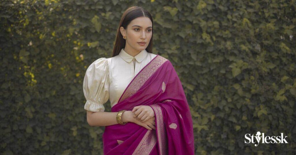 Puff Sleeves with Collar Neck